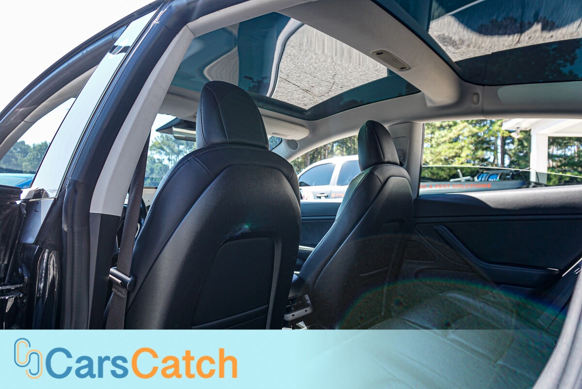 CARSCATCH - Used vehicle - SEDAN TESLA MODEL 3 2018