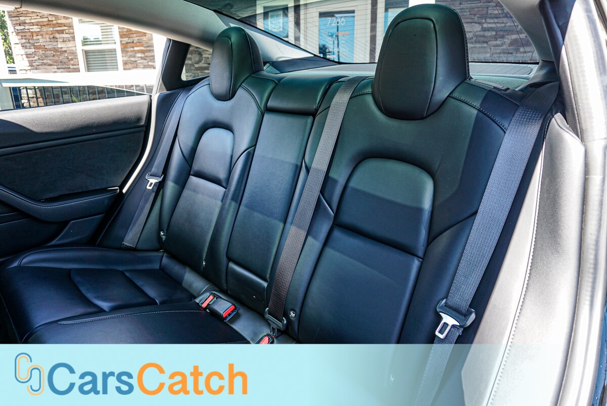 CARSCATCH - Used vehicle - SEDAN TESLA MODEL 3 2018