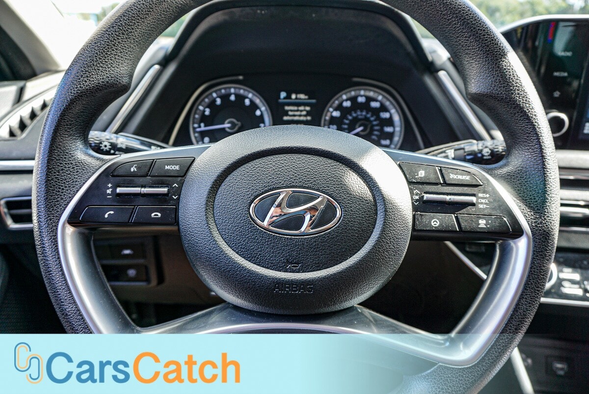 CARSCATCH - Used vehicle - SEDAN HYUNDAI SONATA 2022