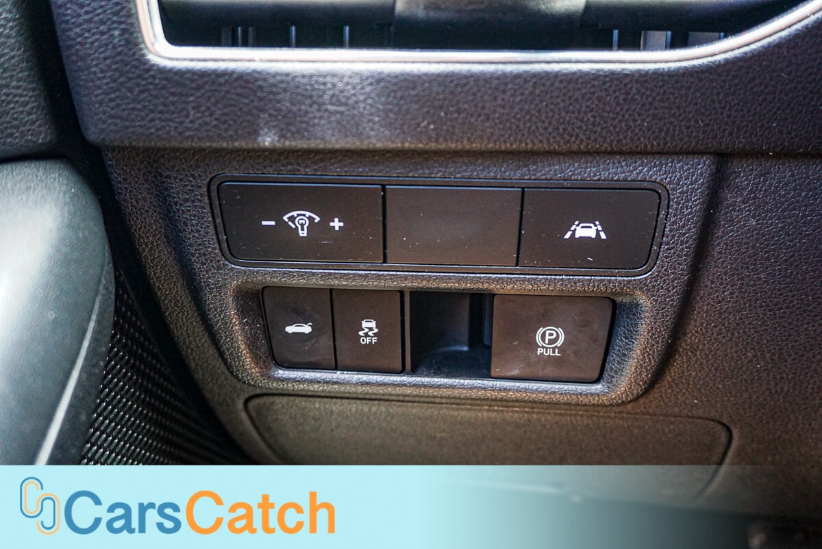 CARSCATCH - Used vehicle - SEDAN HYUNDAI SONATA 2022