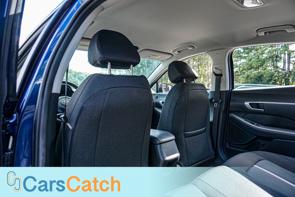 CARSCATCH - Used vehicle - SEDAN HYUNDAI SONATA 2022