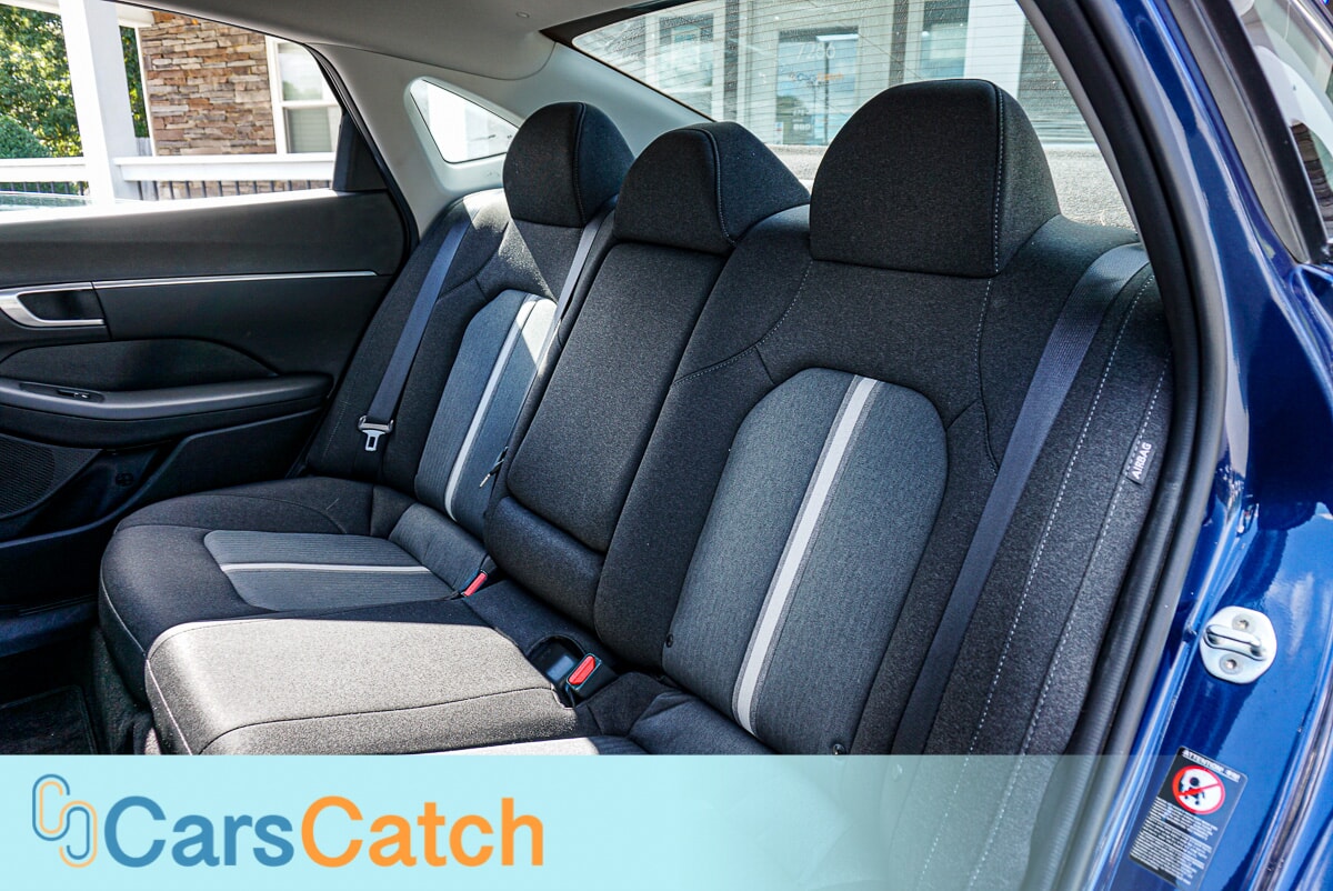 CARSCATCH - Used vehicle - SEDAN HYUNDAI SONATA 2022