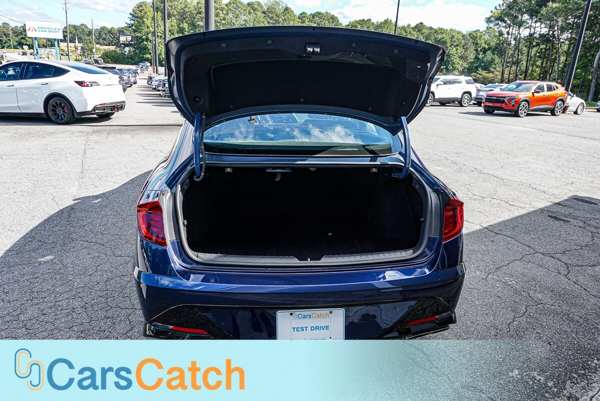 CARSCATCH - Used vehicle - SEDAN HYUNDAI SONATA 2022