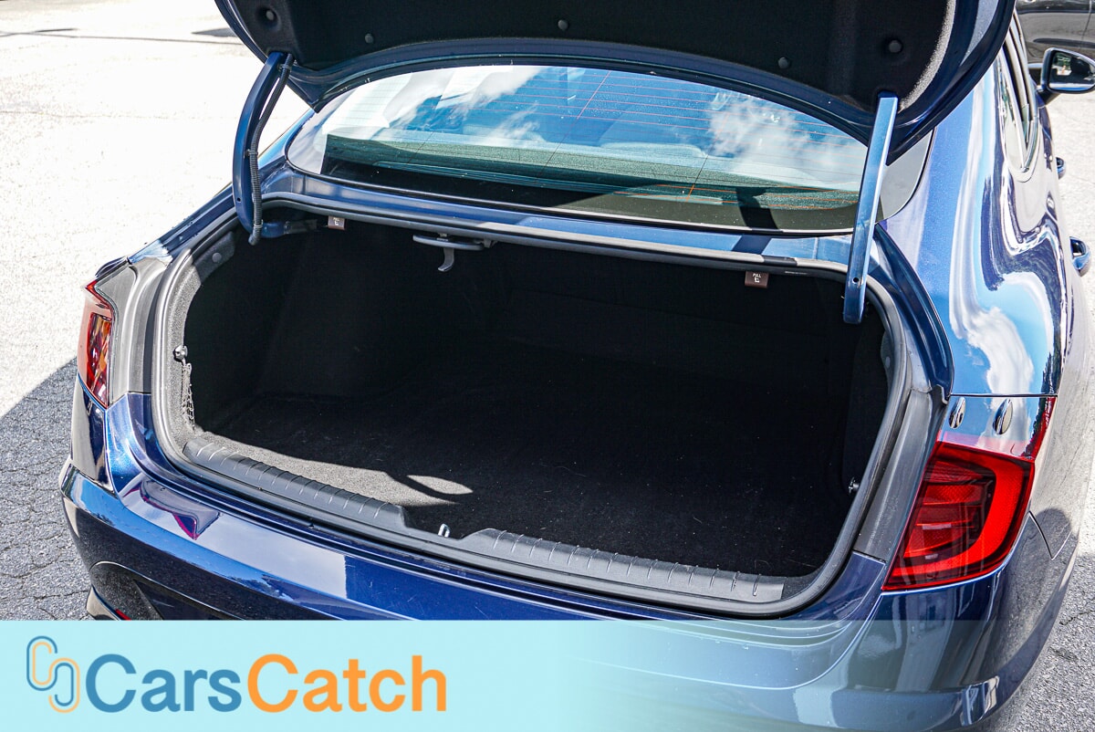 CARSCATCH - Used vehicle - SEDAN HYUNDAI SONATA 2022