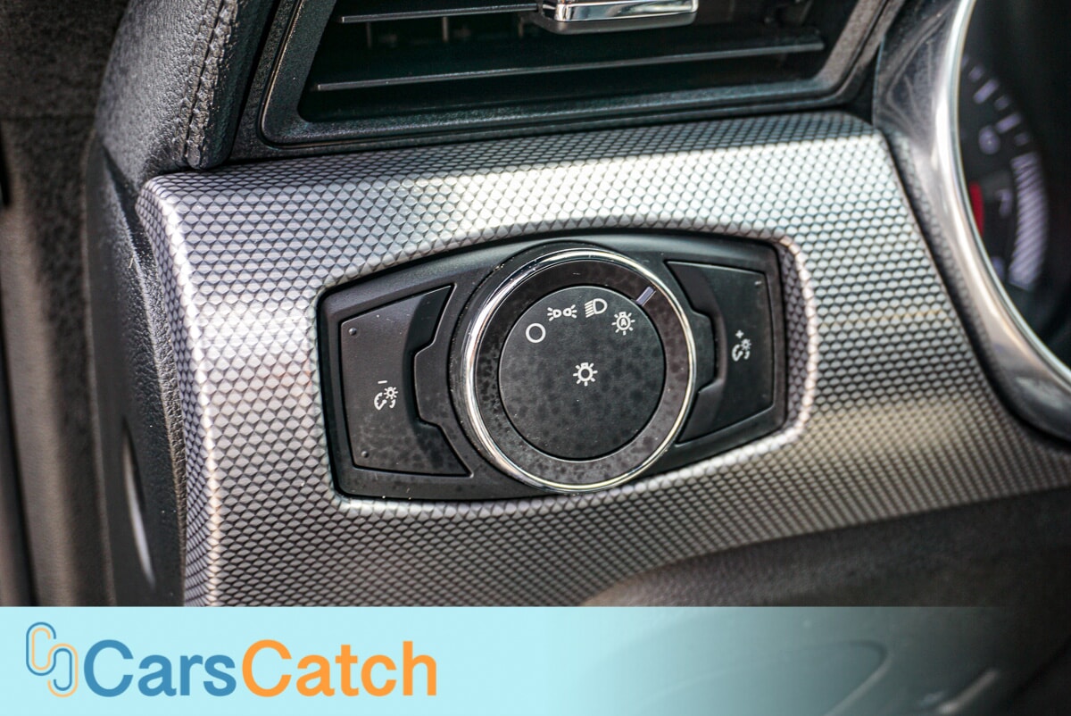 CARSCATCH - Used vehicle - COUPE FORD MUSTANG 2019