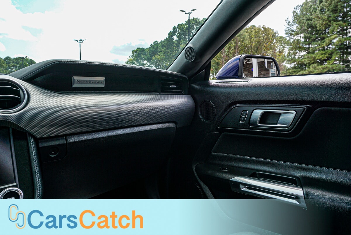 CARSCATCH - Used vehicle - COUPE FORD MUSTANG 2019