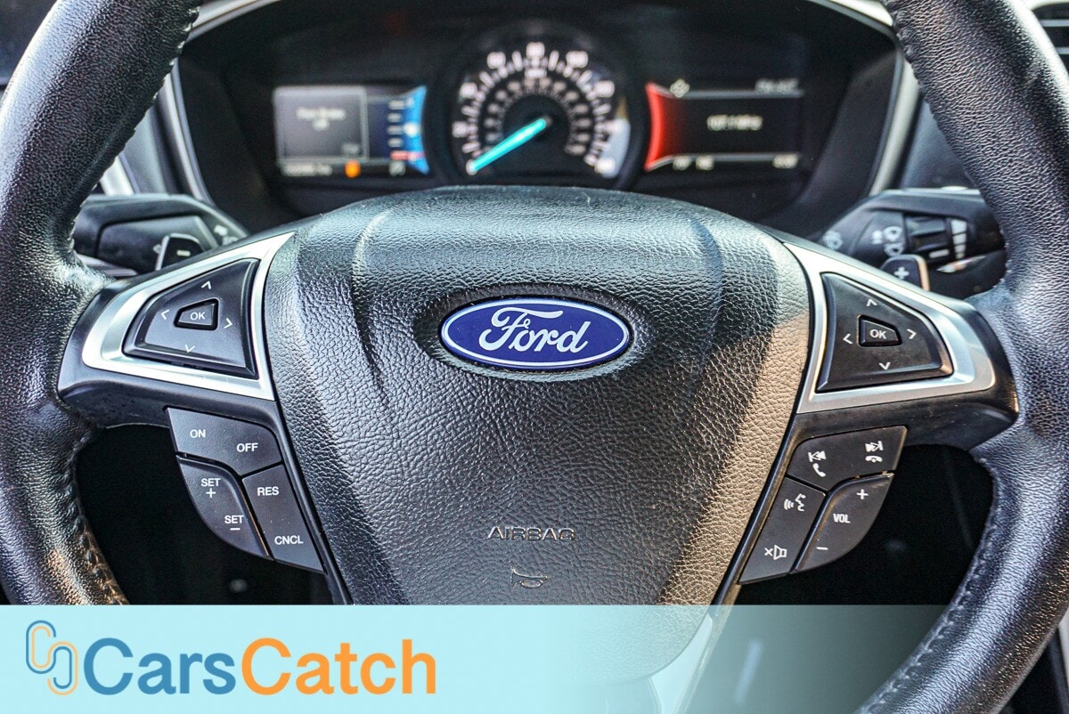 CARSCATCH - Used vehicle - SEDAN FORD FUSION 2018
