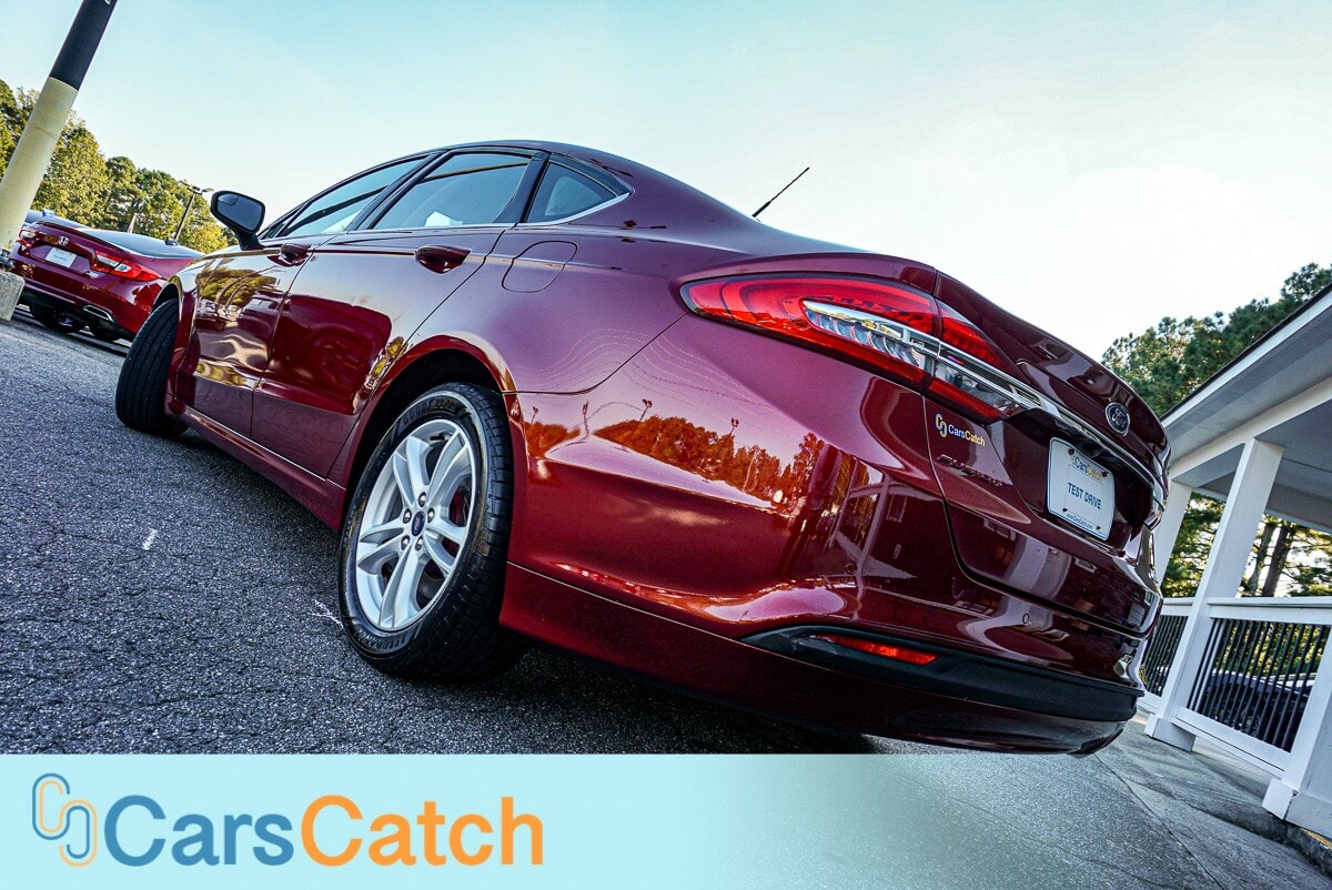 CARSCATCH - Used vehicle - SEDAN FORD FUSION 2018