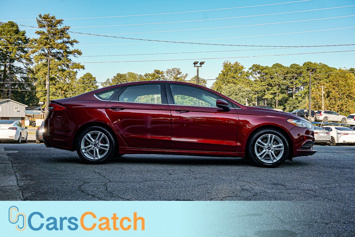 CARSCATCH - Used vehicle - SEDAN FORD FUSION 2018