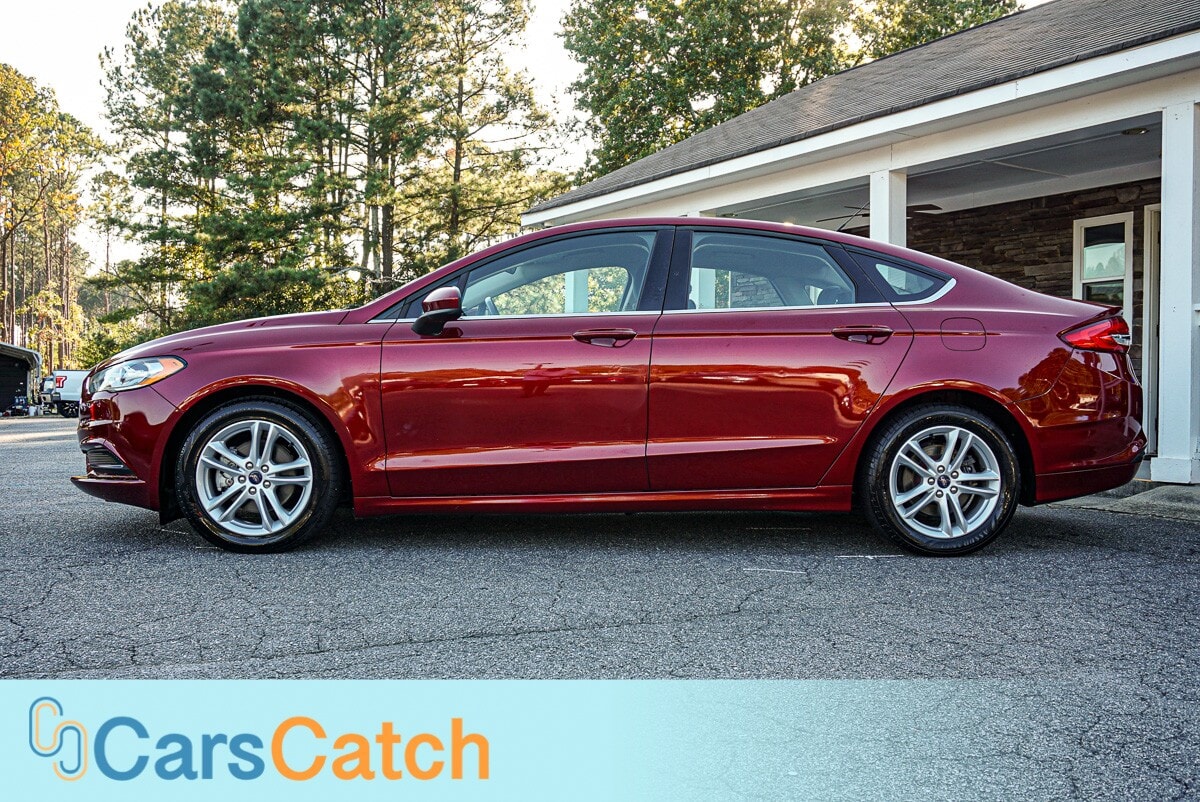 CARSCATCH - Used vehicle - SEDAN FORD FUSION 2018