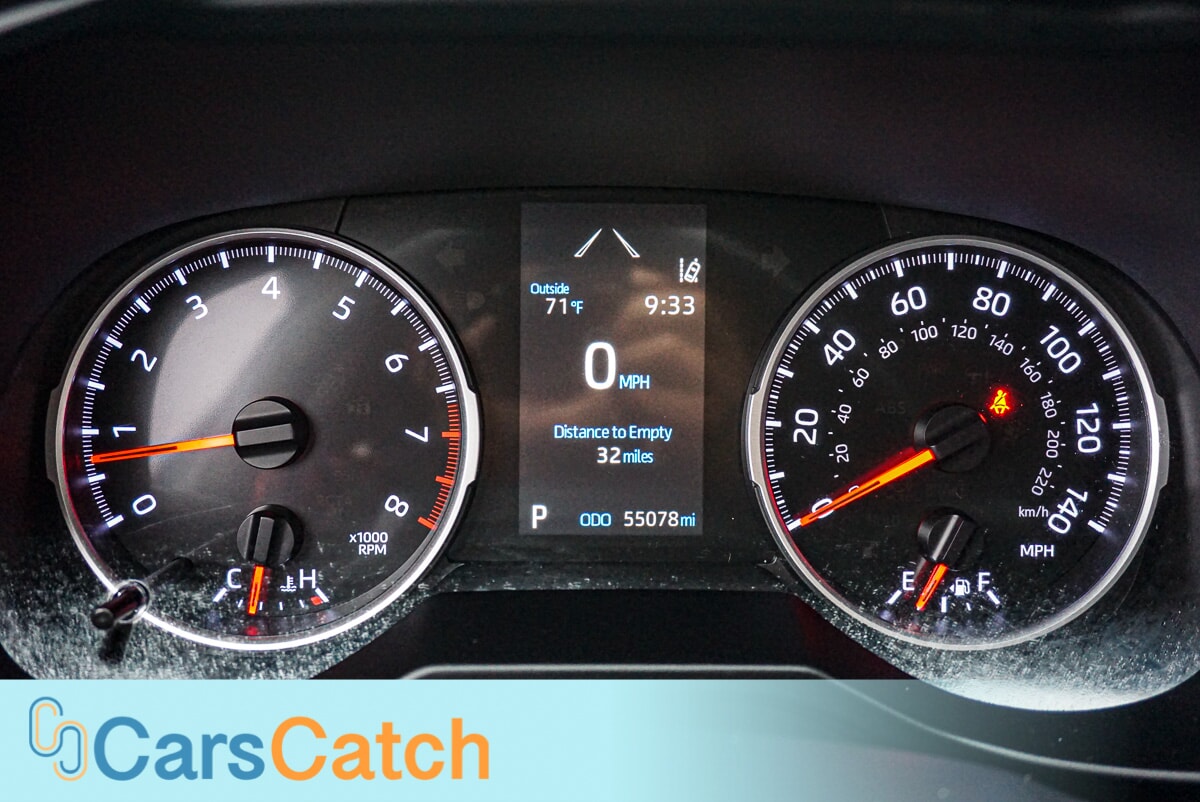 CARSCATCH - Used vehicle - SUV TOYOTA RAV4 2021