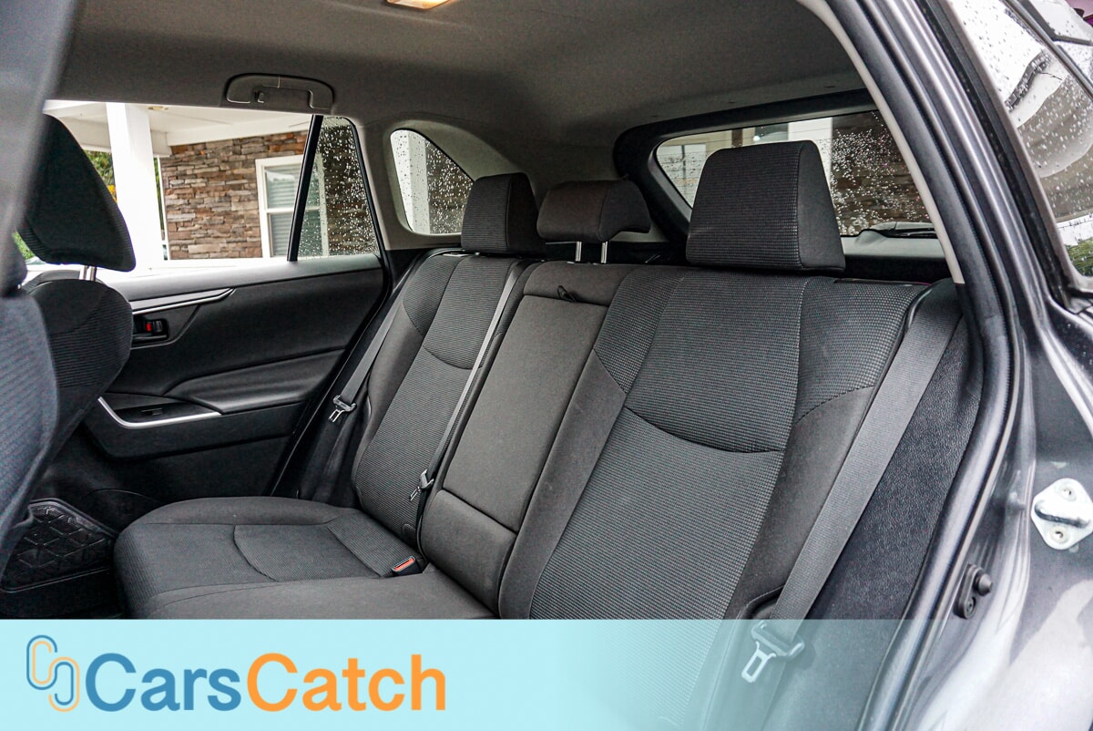 CARSCATCH - Used vehicle - SUV TOYOTA RAV4 2021