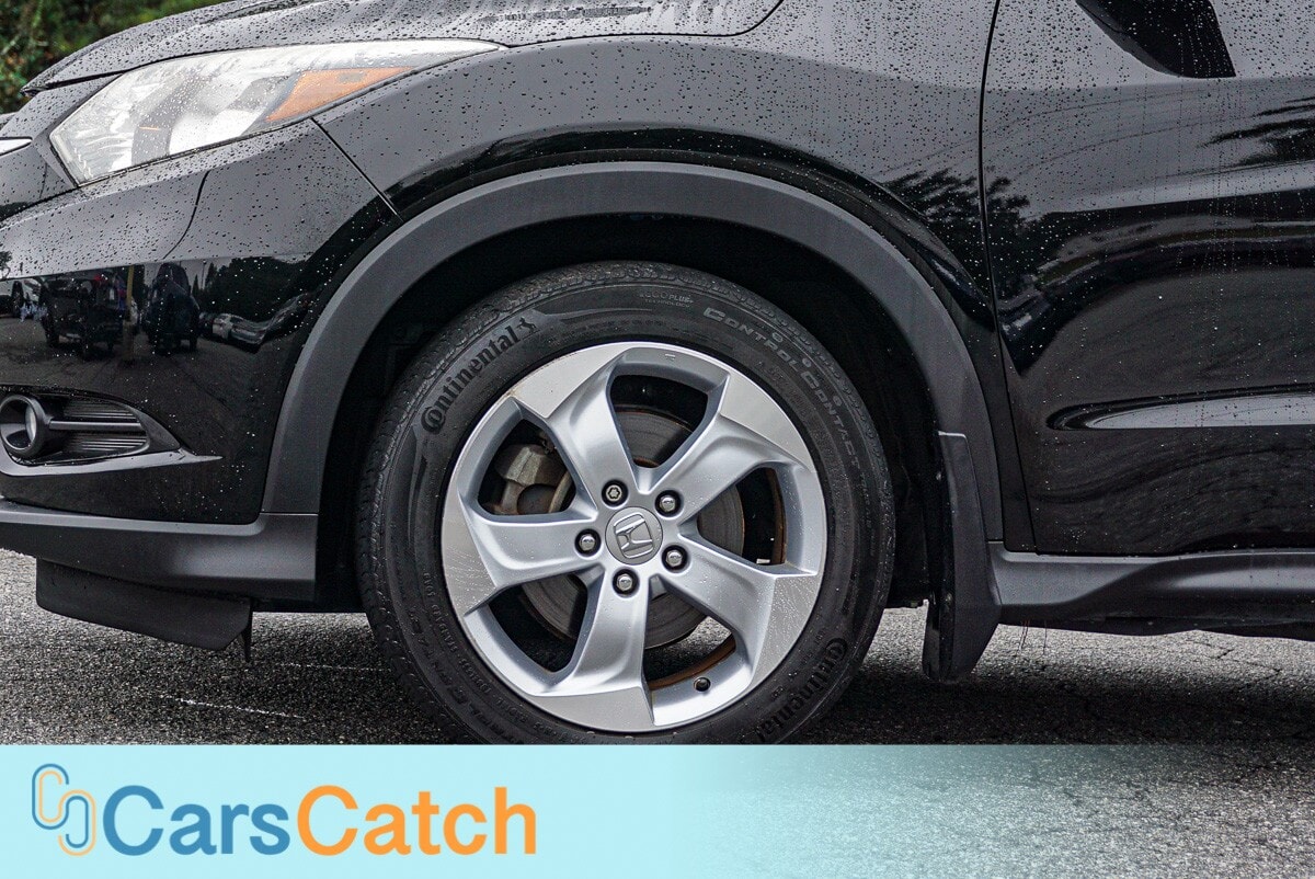 CARSCATCH - Used vehicle - SUV HONDA HR-V 2016