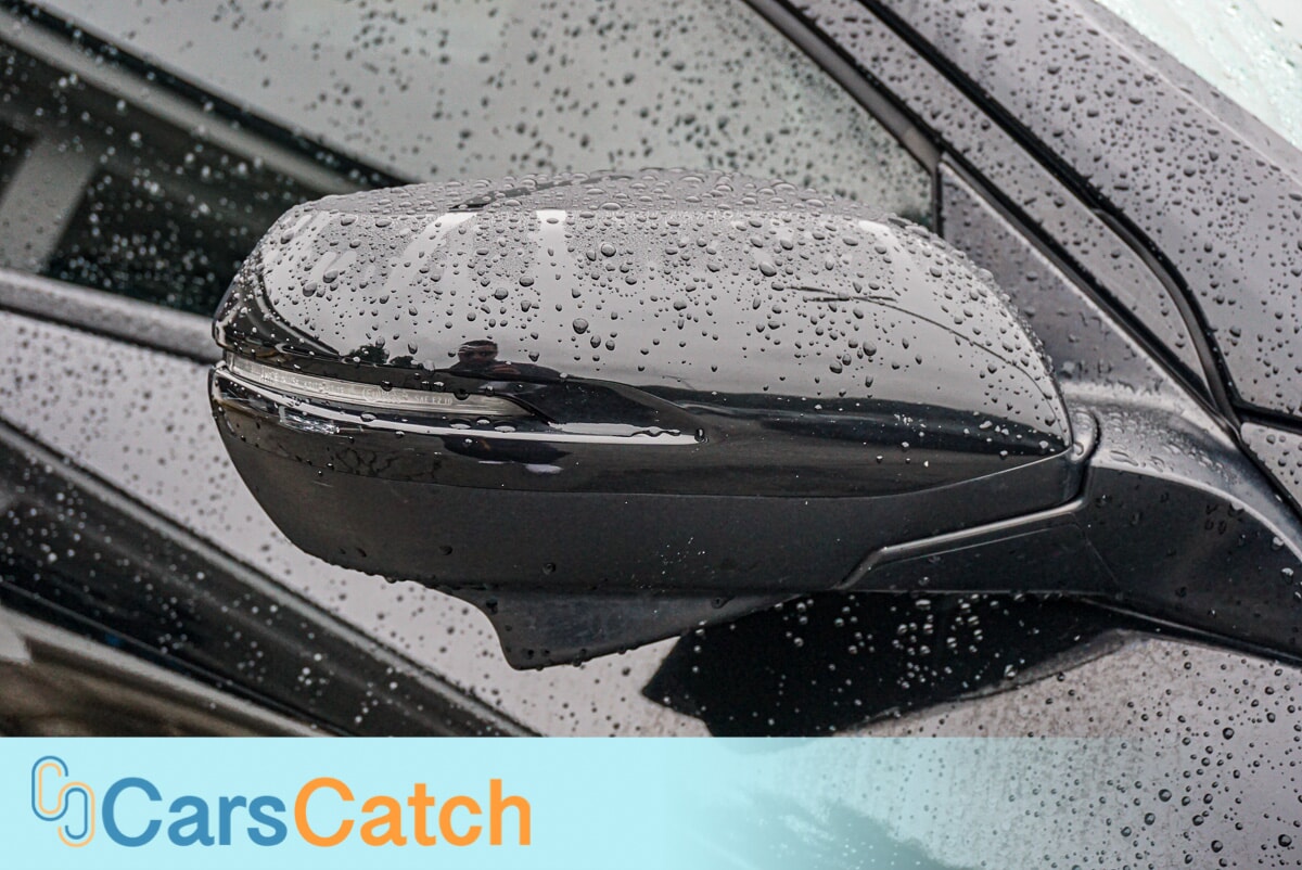 CARSCATCH - Used vehicle - SUV HONDA HR-V 2016