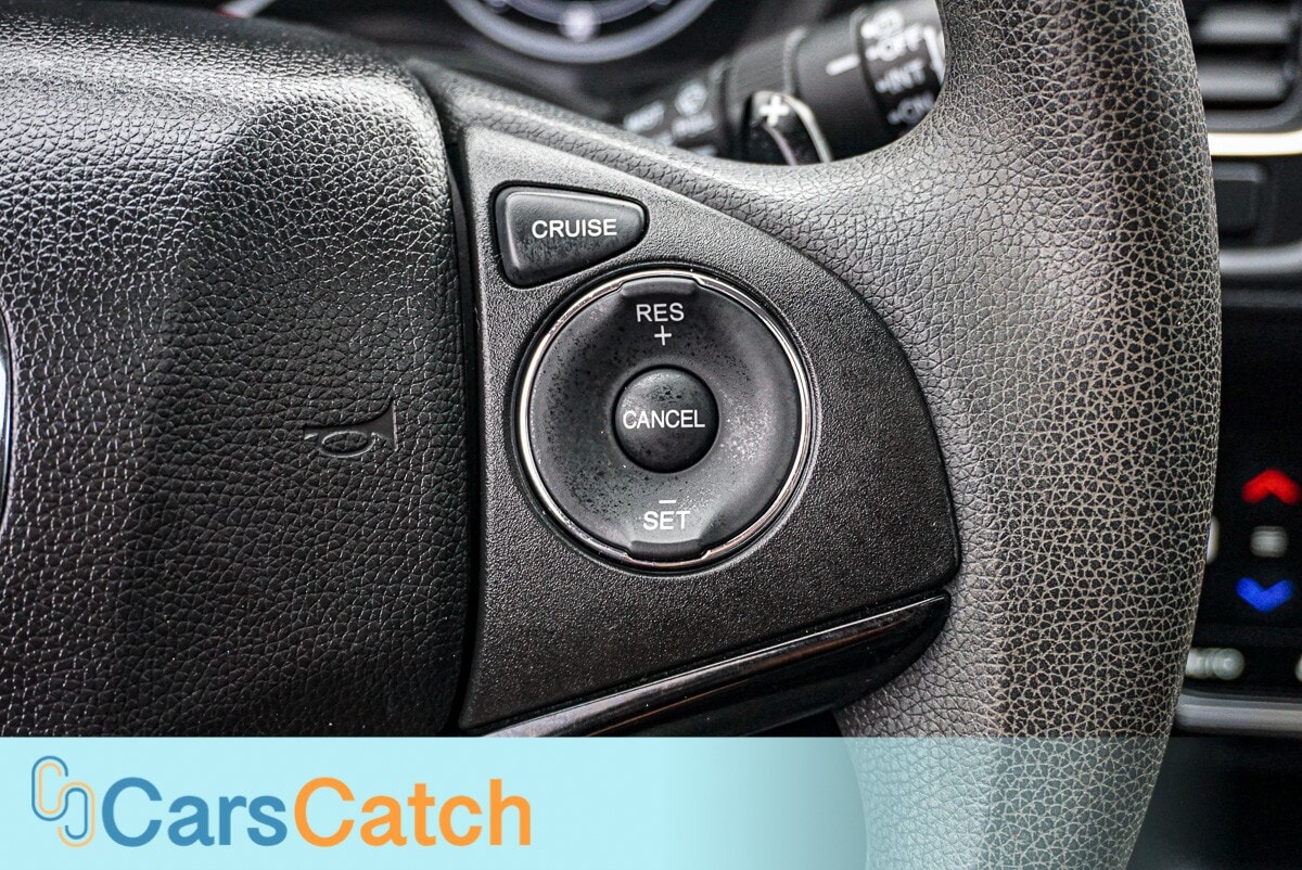 CARSCATCH - Used vehicle - SUV HONDA HR-V 2016