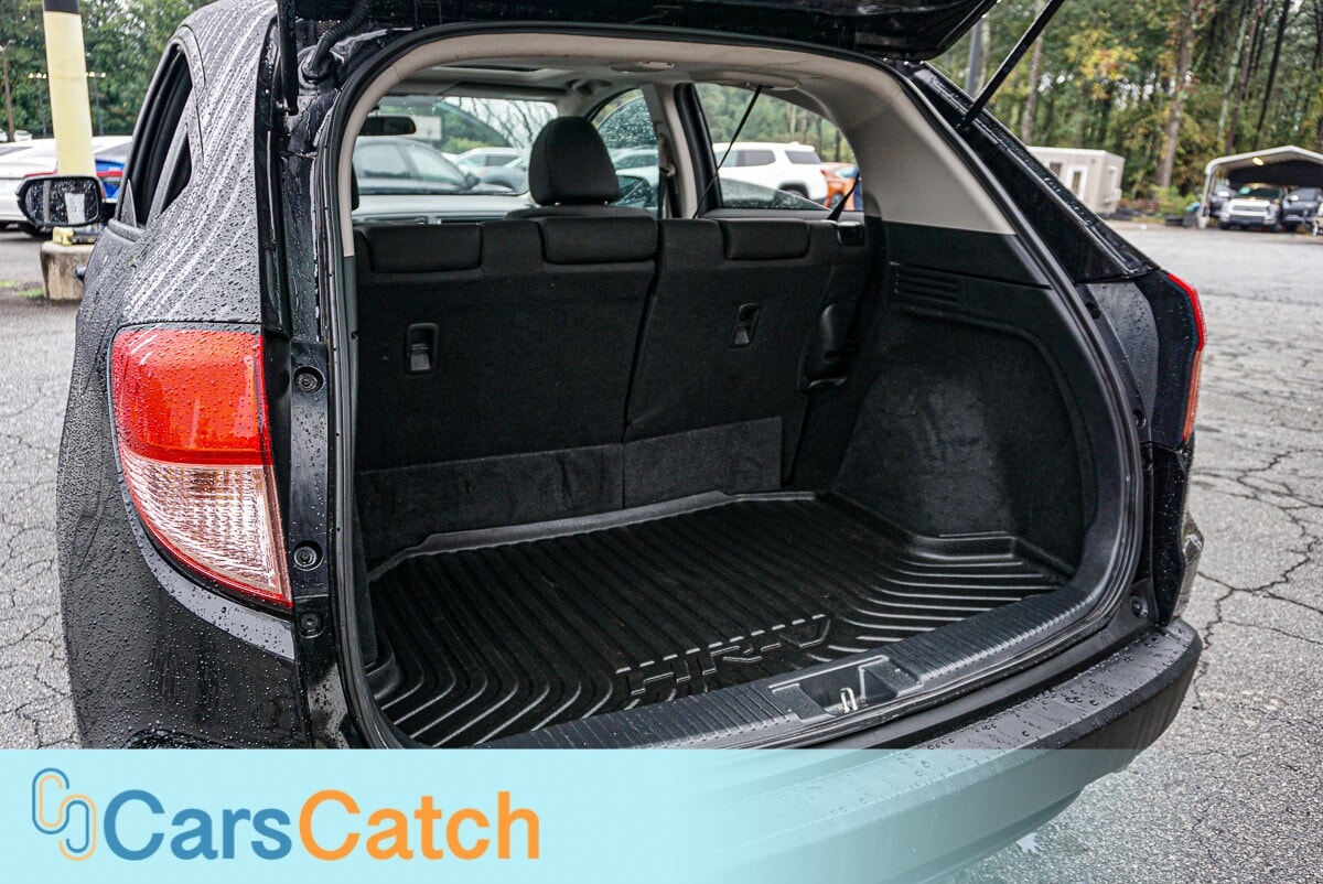 CARSCATCH - Used vehicle - SUV HONDA HR-V 2016