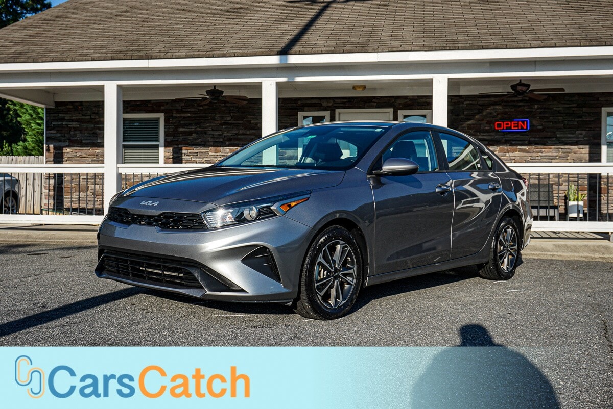 CARSCATCH - Used vehicle - SEDAN KIA FORTE 2024