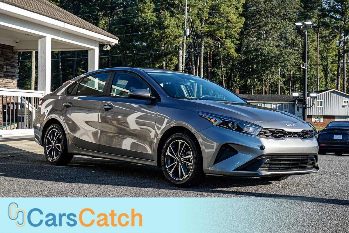 CARSCATCH - Used vehicle - SEDAN KIA FORTE 2024