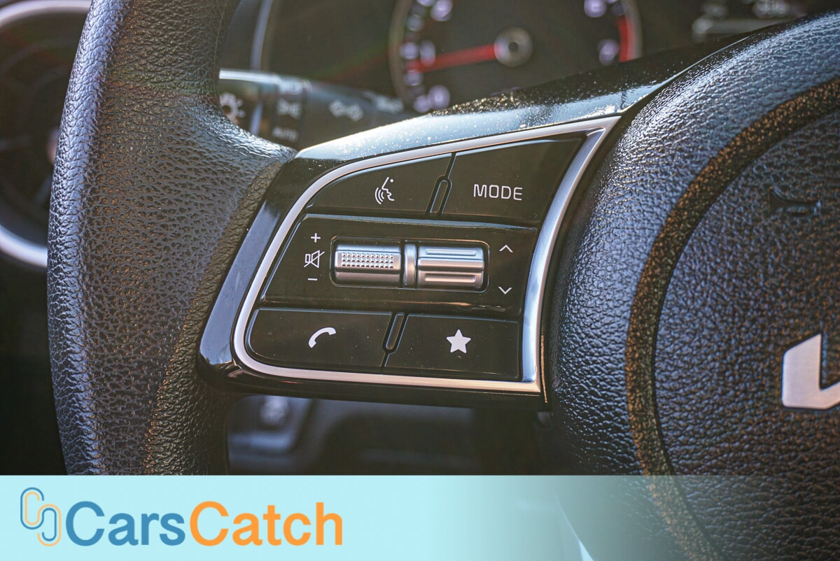 CARSCATCH - Used vehicle - SEDAN KIA FORTE 2024