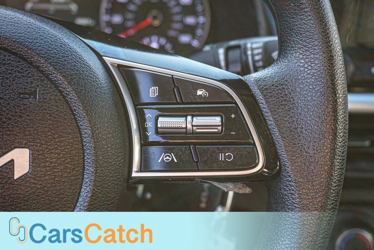 CARSCATCH - Used vehicle - SEDAN KIA FORTE 2024