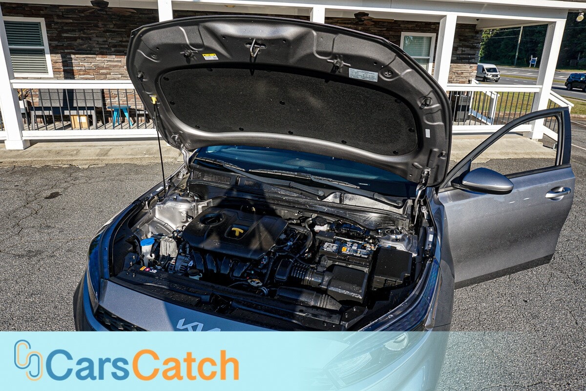 CARSCATCH - Used vehicle - SEDAN KIA FORTE 2024