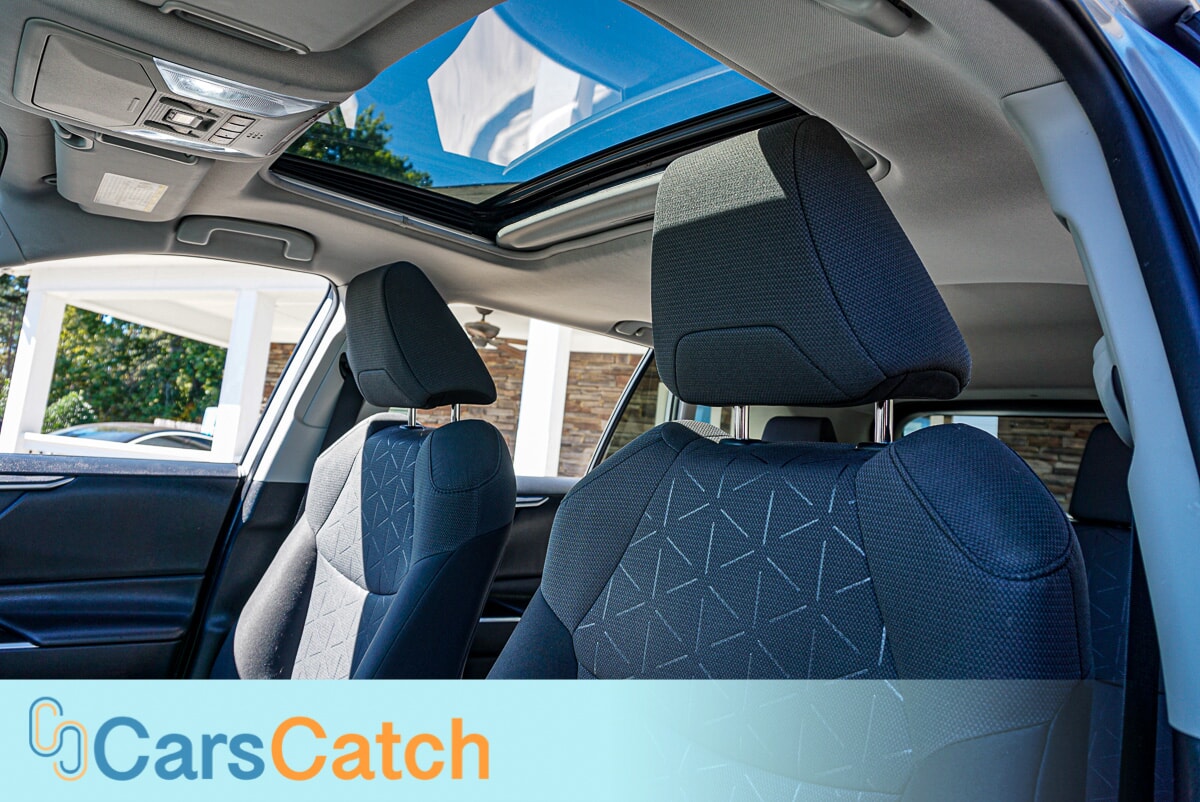 CARSCATCH - Used vehicle - SUV TOYOTA RAV4 2020
