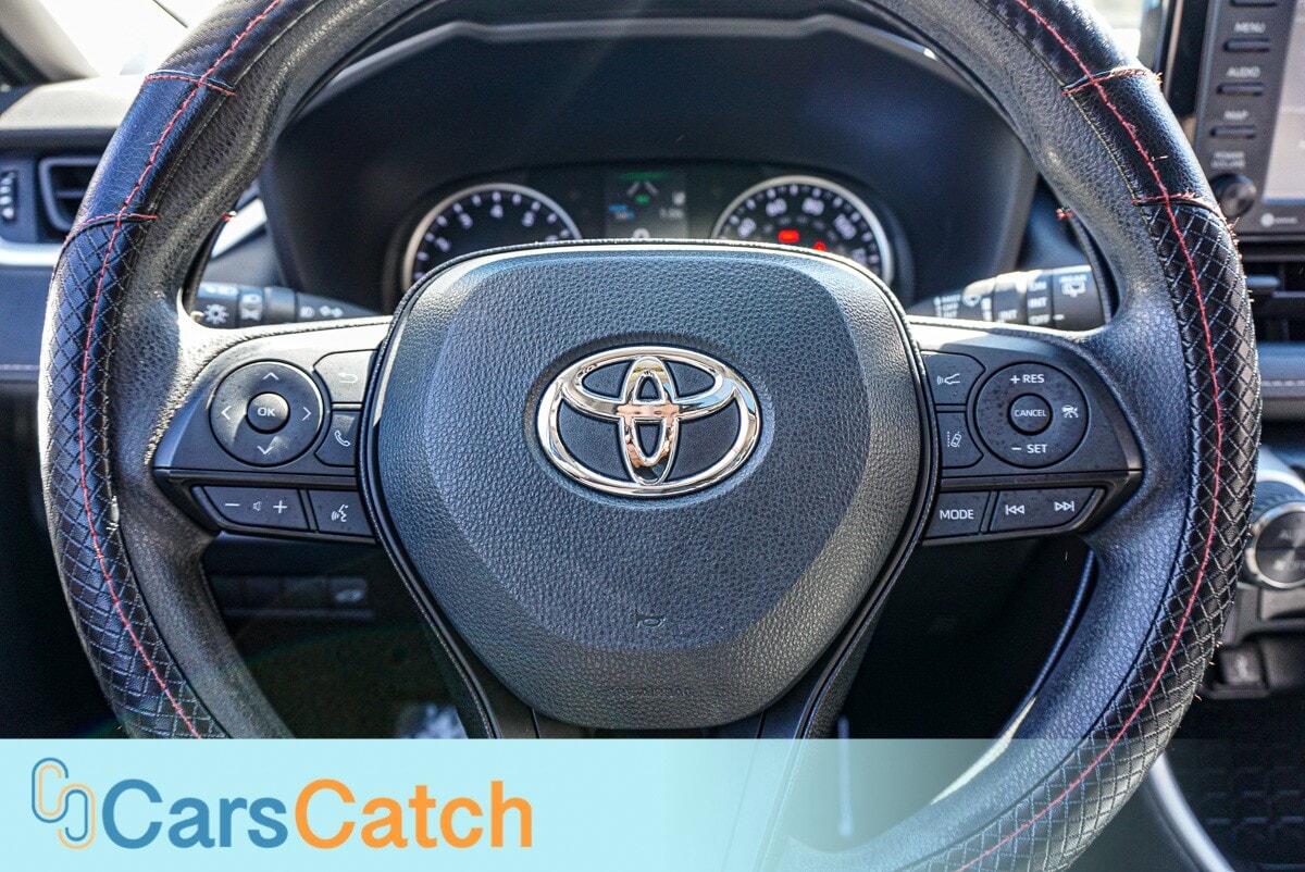 CARSCATCH - Used vehicle - SUV TOYOTA RAV4 2020