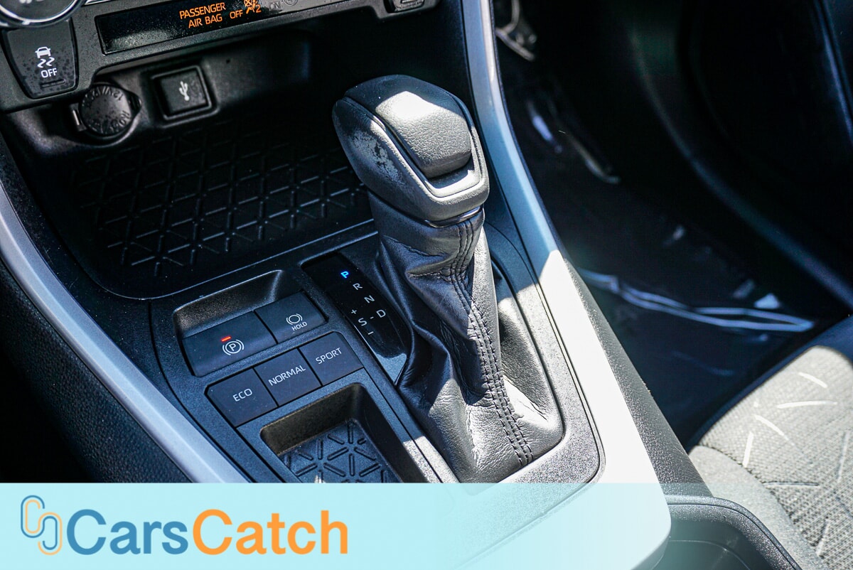 CARSCATCH - Used vehicle - SUV TOYOTA RAV4 2020