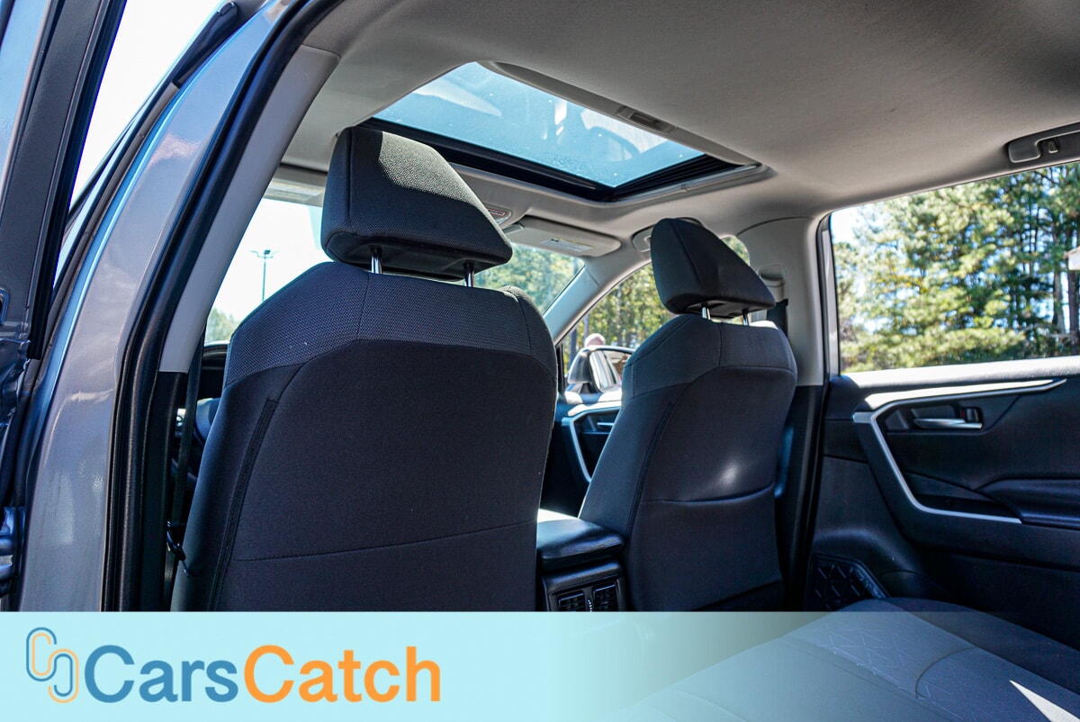 CARSCATCH - Used vehicle - SUV TOYOTA RAV4 2020