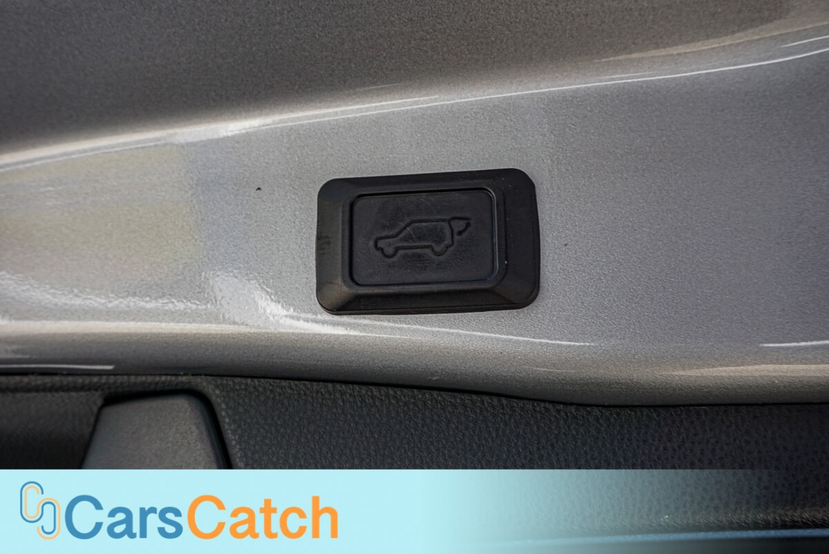 CARSCATCH - Used vehicle - SUV TOYOTA RAV4 2020