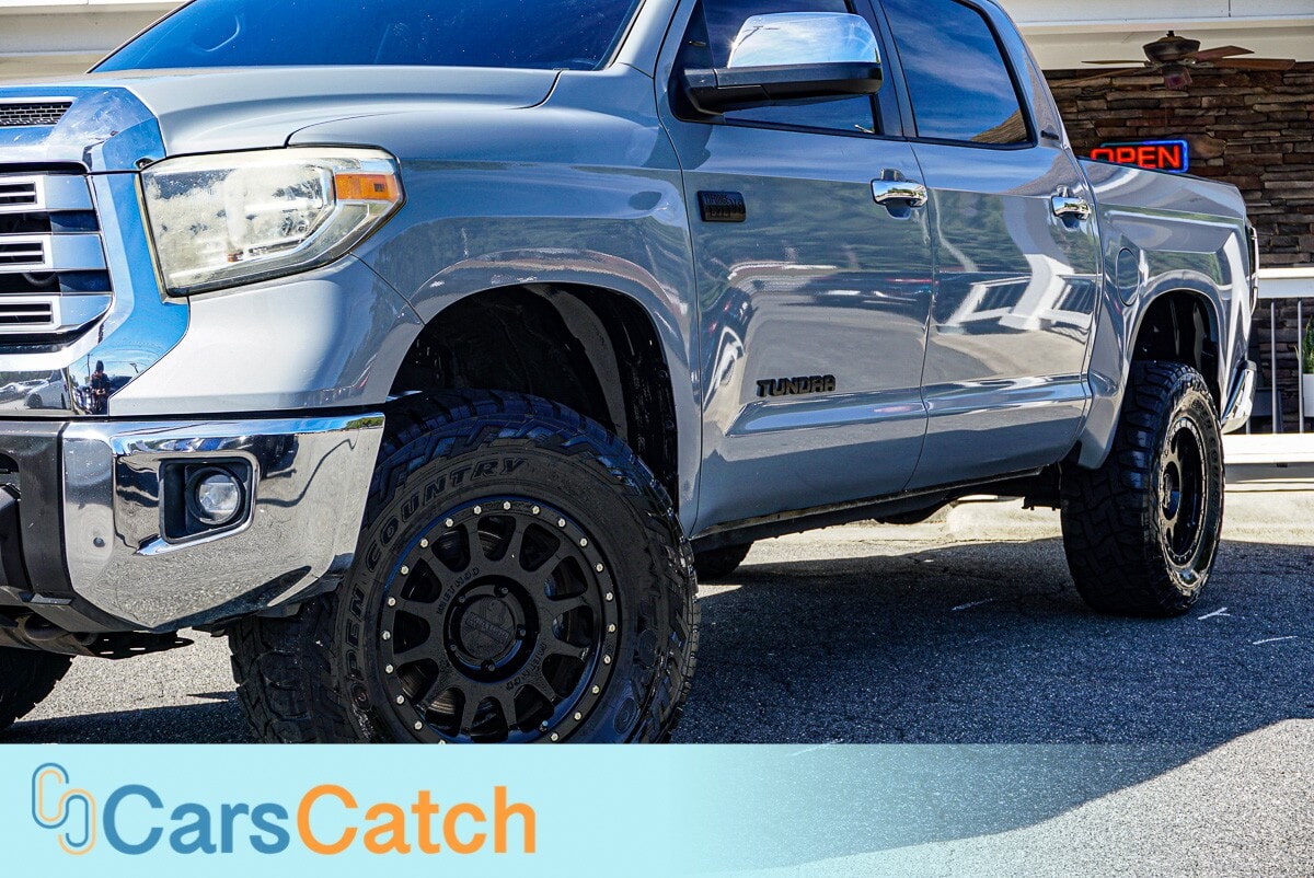 CARSCATCH - Used vehicle - TRUCK TOYOTA TUNDRA 4WD 2018