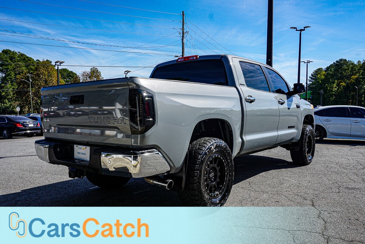 CARSCATCH - Used vehicle - TRUCK TOYOTA TUNDRA 4WD 2018