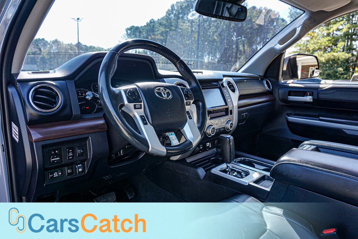 CARSCATCH - Used vehicle - TRUCK TOYOTA TUNDRA 4WD 2018