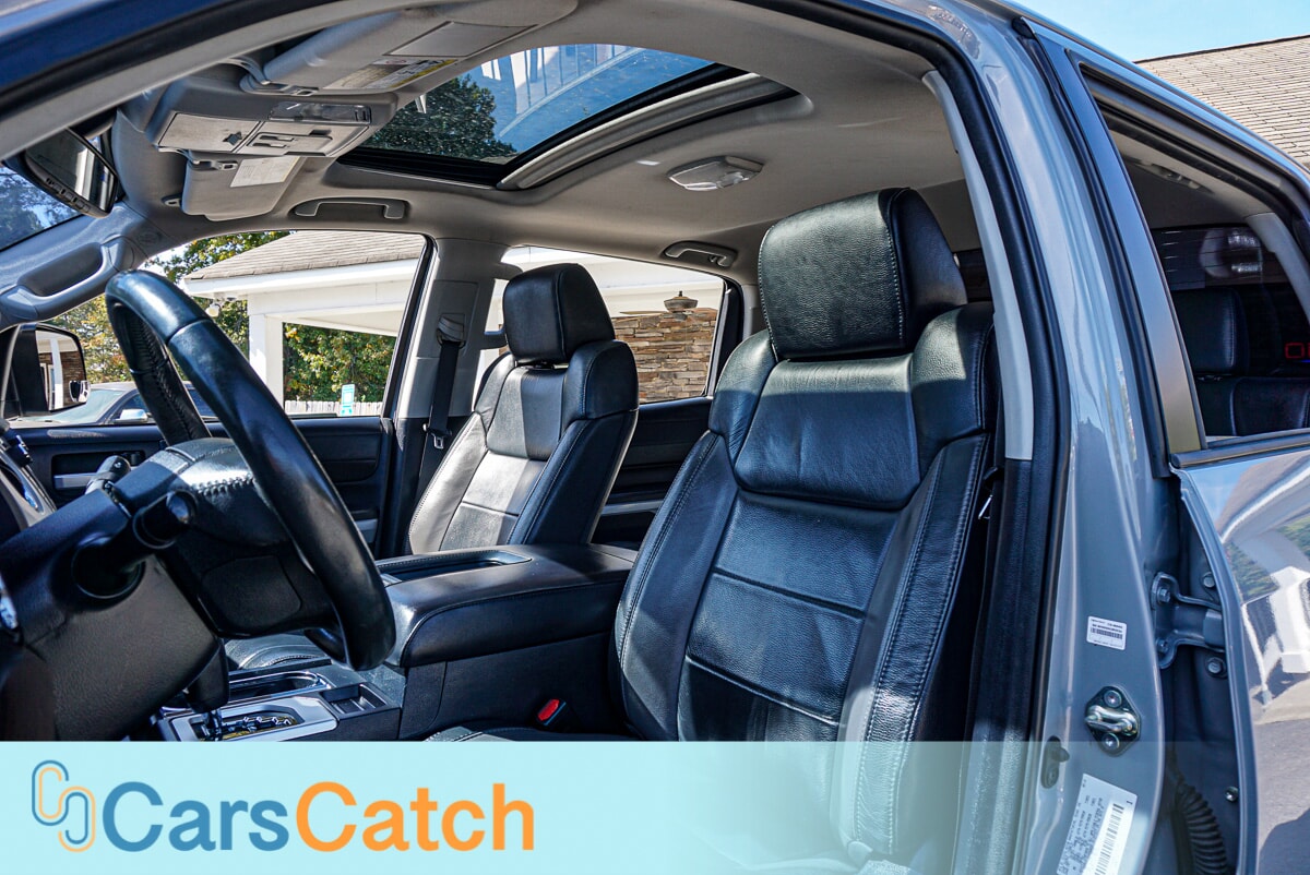 CARSCATCH - Used vehicle - TRUCK TOYOTA TUNDRA 4WD 2018