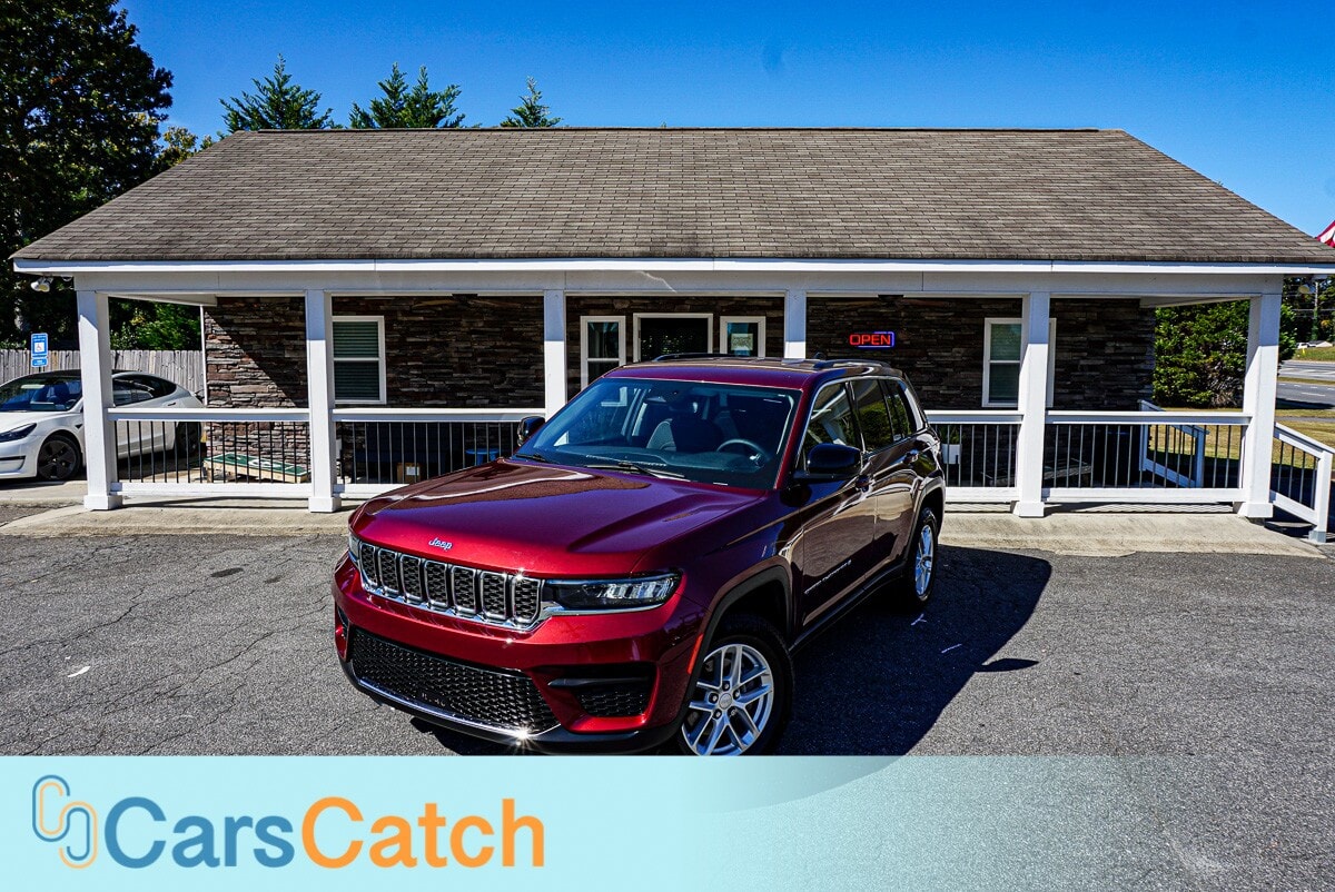CARSCATCH - Used vehicle - SUV JEEP GRAND CHEROKEE 2023