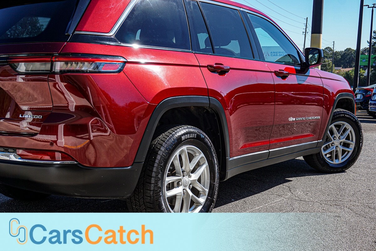 CARSCATCH - Used vehicle - SUV JEEP GRAND CHEROKEE 2023