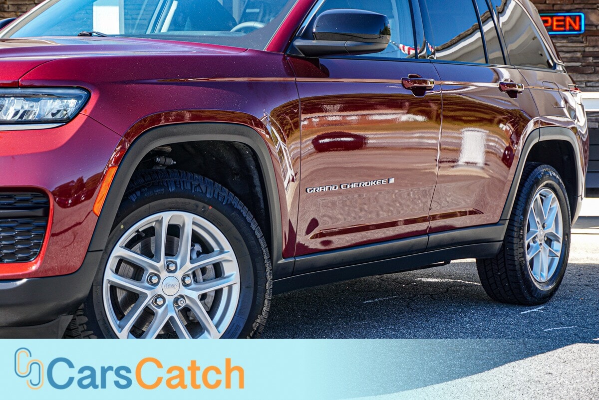 CARSCATCH - Used vehicle - SUV JEEP GRAND CHEROKEE 2023