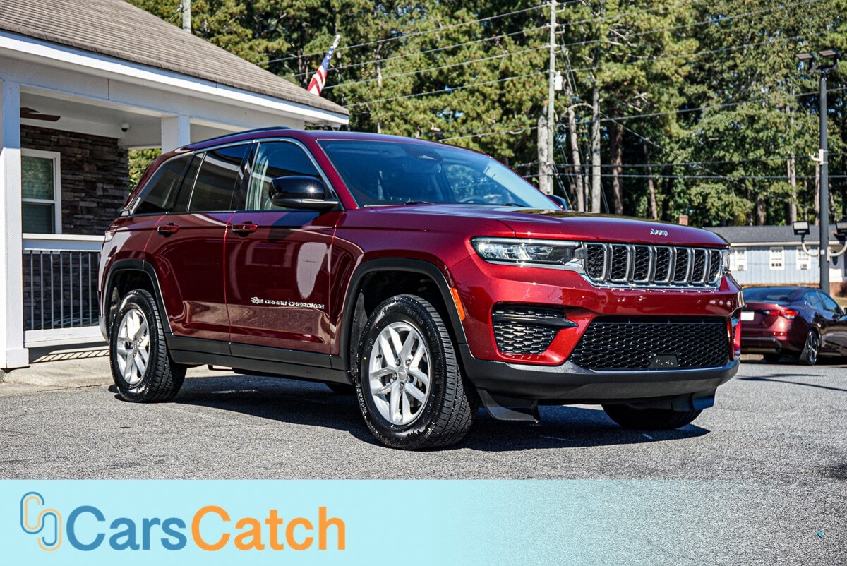 CARSCATCH - Used vehicle - SUV JEEP GRAND CHEROKEE 2023