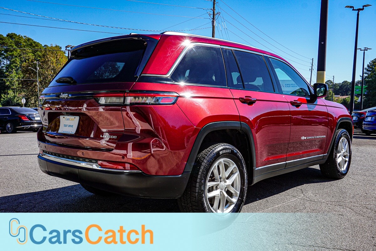 CARSCATCH - Used vehicle - SUV JEEP GRAND CHEROKEE 2023
