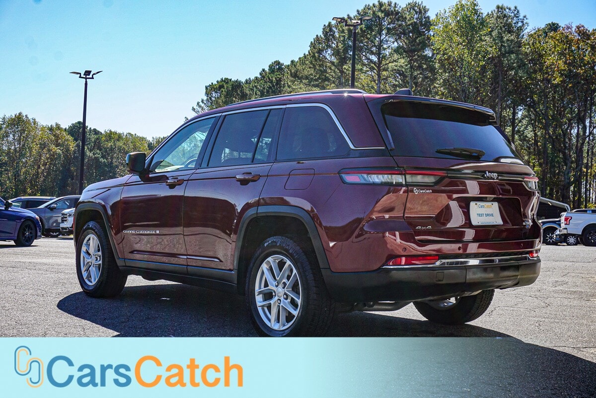 CARSCATCH - Used vehicle - SUV JEEP GRAND CHEROKEE 2023