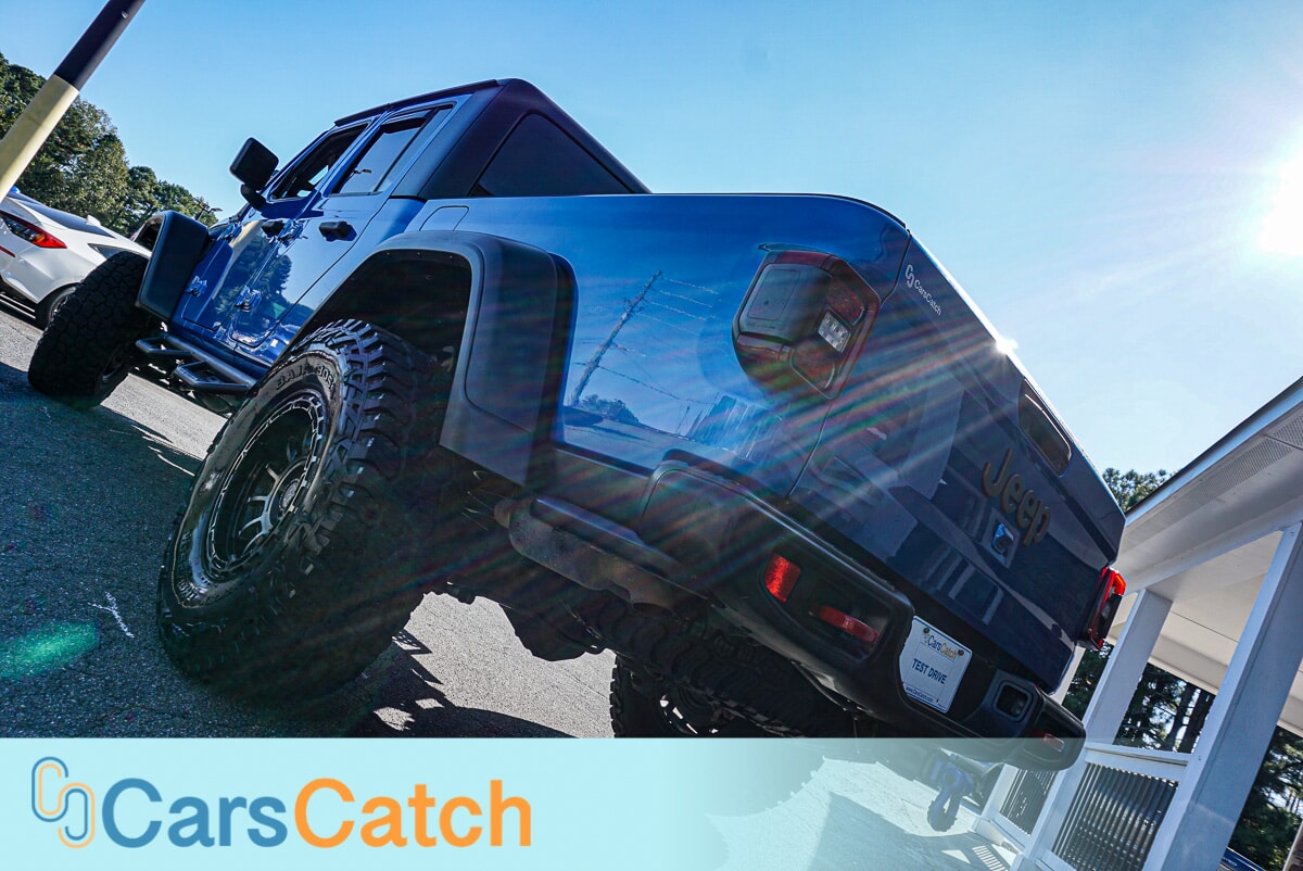 CARSCATCH - Used vehicle - TRUCK JEEP GLADIATOR 2021