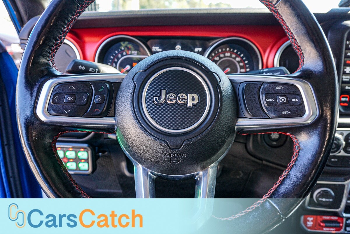 CARSCATCH - Used vehicle - TRUCK JEEP GLADIATOR 2021