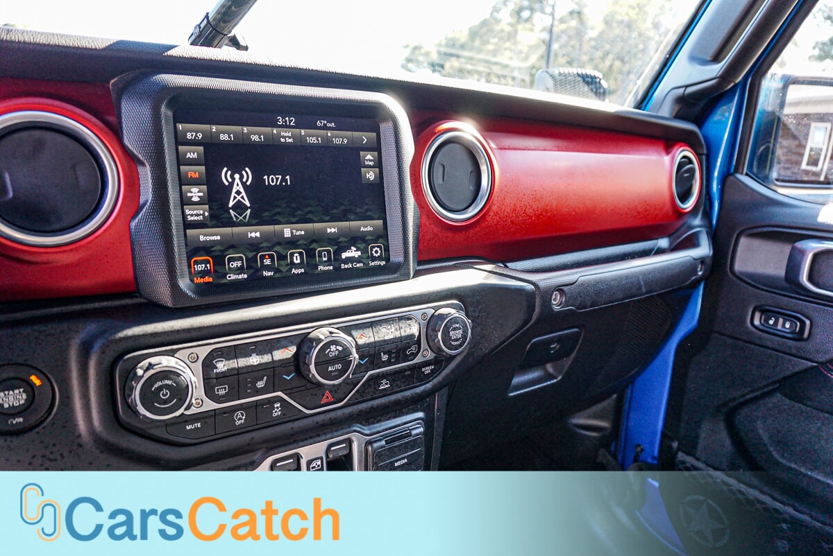 CARSCATCH - Used vehicle - TRUCK JEEP GLADIATOR 2021