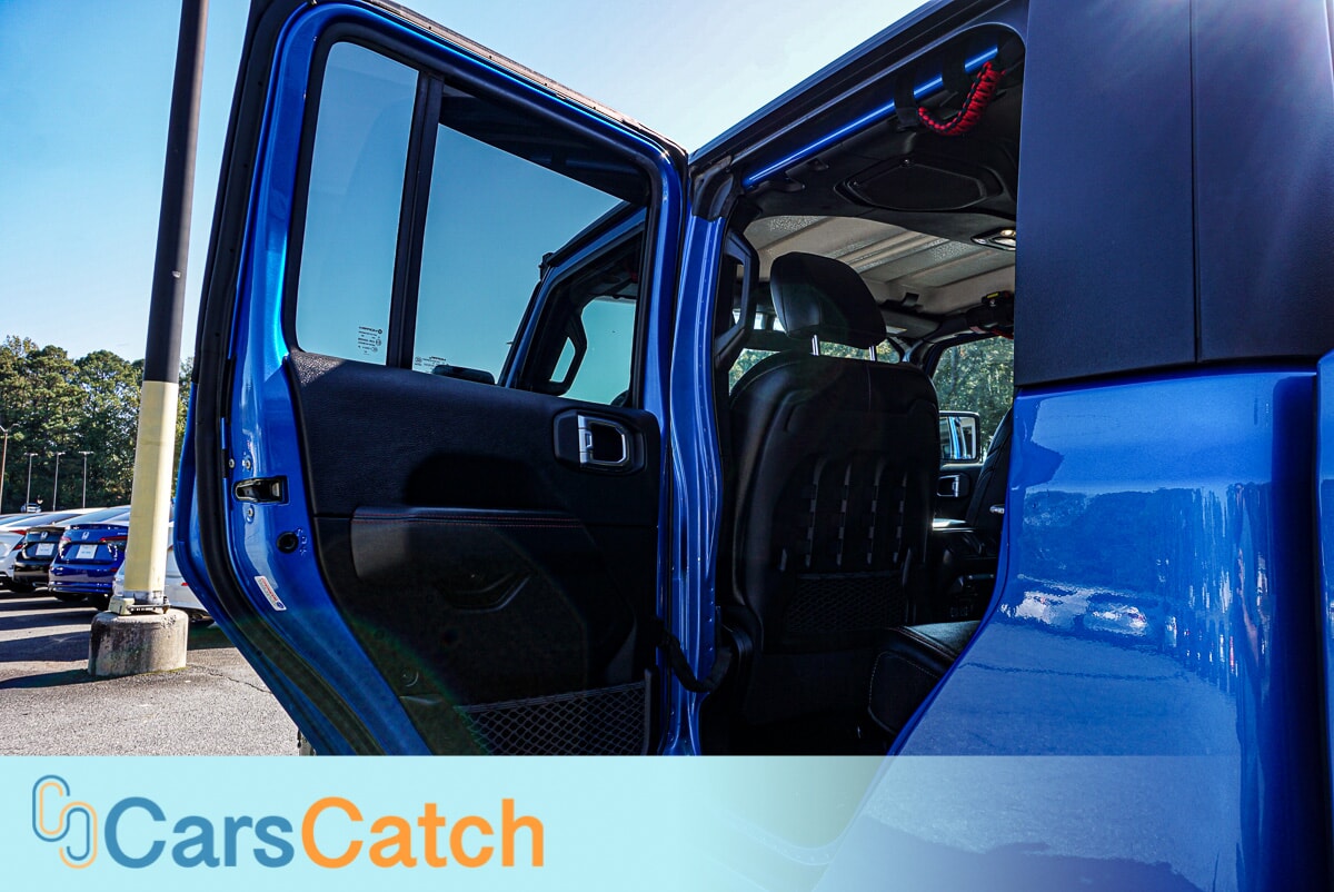 CARSCATCH - Used vehicle - TRUCK JEEP GLADIATOR 2021