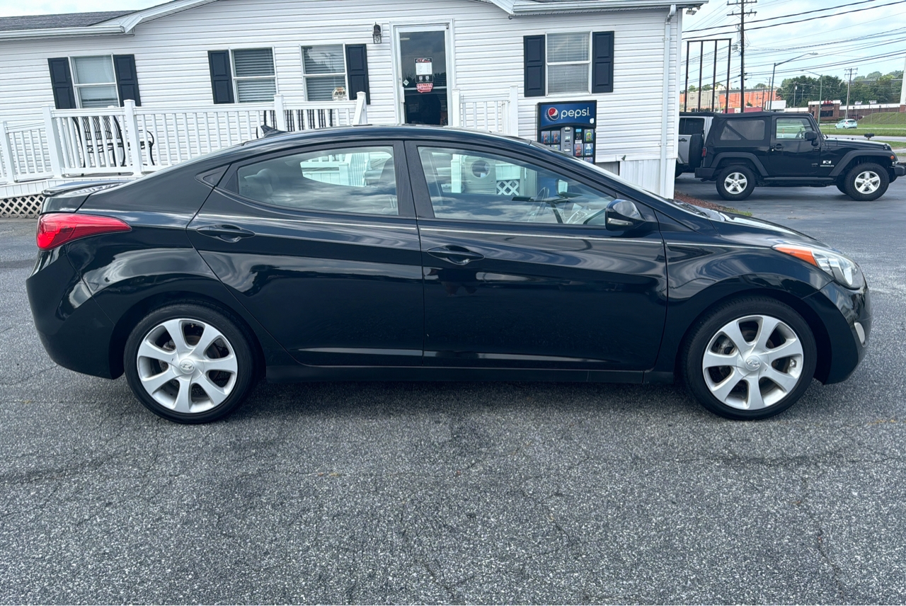 R&L Motors - Used vehicle - Sedan HYUNDAI ELANTRA 2011