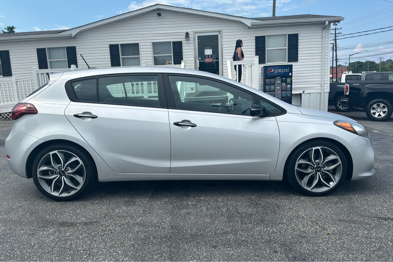 R&L Motors - Used vehicle - Sedan KIA FORTE 2016