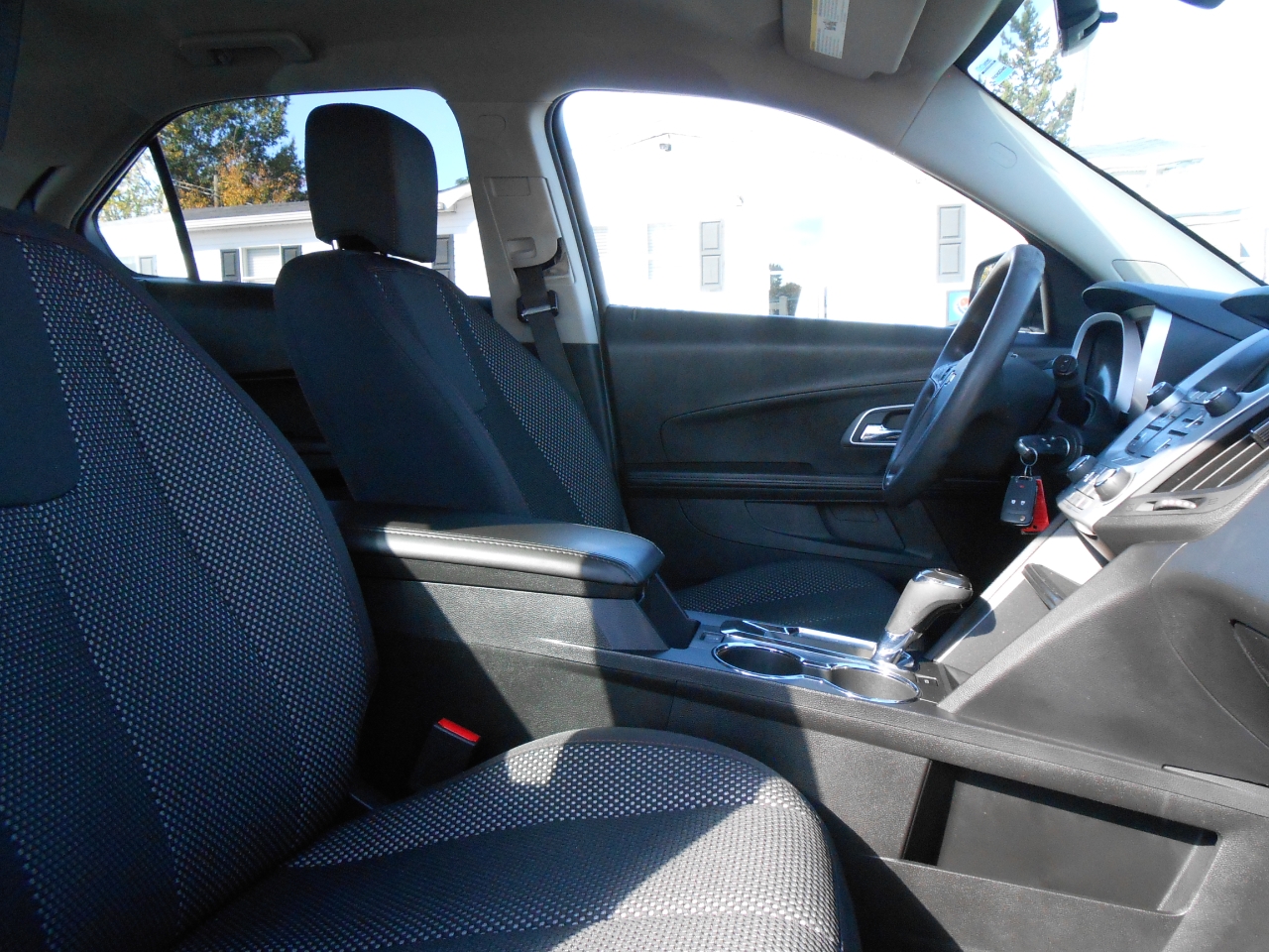 R&L Motors - Used vehicle - SUV CHEVROLET EQUINOX 2016