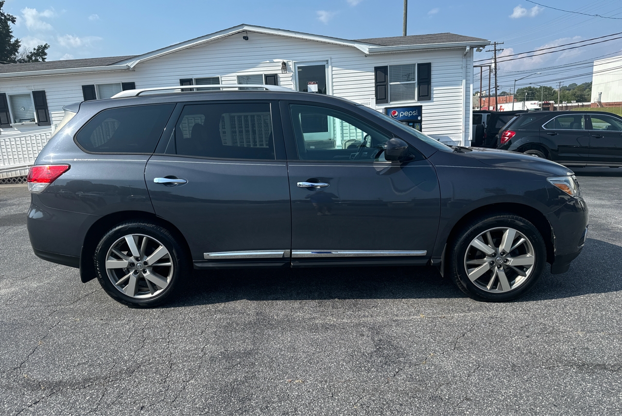 R&L Motors - Used vehicle - SUV NISSAN PATHFINDER 2013