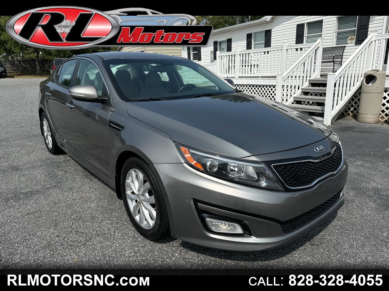 R&L Motors - Used vehicle - Sedan KIA OPTIMA 2015