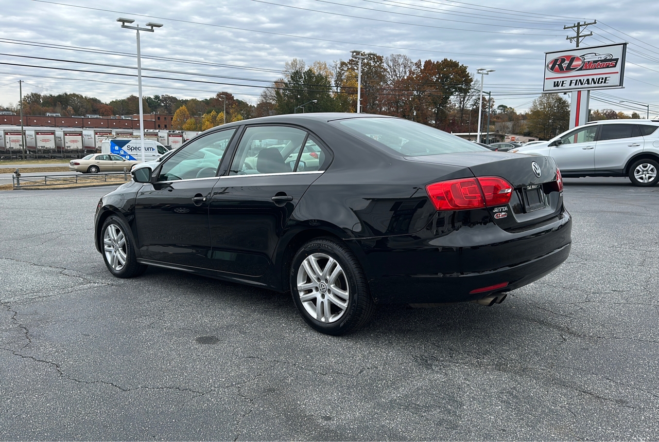R&L Motors - Used vehicle - Sedan VOLKSWAGEN JETTA 2013